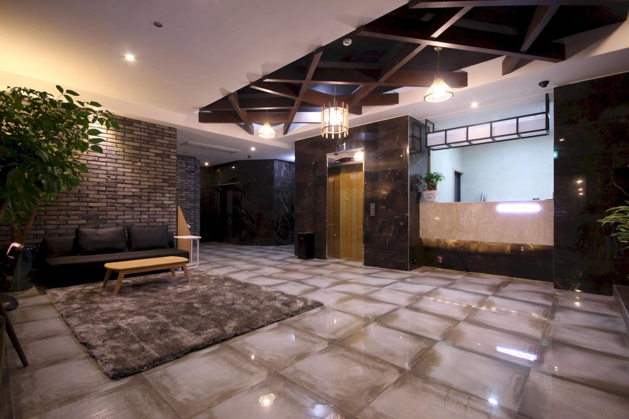 The Club Hotel Seomyeon Busan Exterior foto